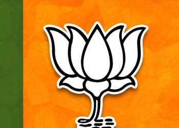 West Bengal polls: BJP leads in 111 seats, TMC in 69; Mamata ahead in Bhabanipur