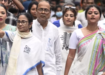 Trinamool MP Said She Won’t Abandon Mamata Banerjee. She’s On Rebels’ List