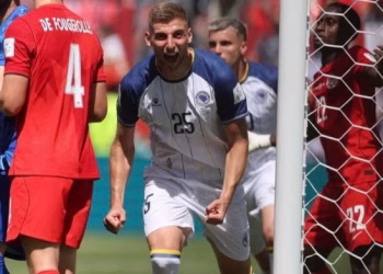 Bosnia and Herzegovina’s defence frustrates Canada in FIFA World Cup. Kolašinac the real hero